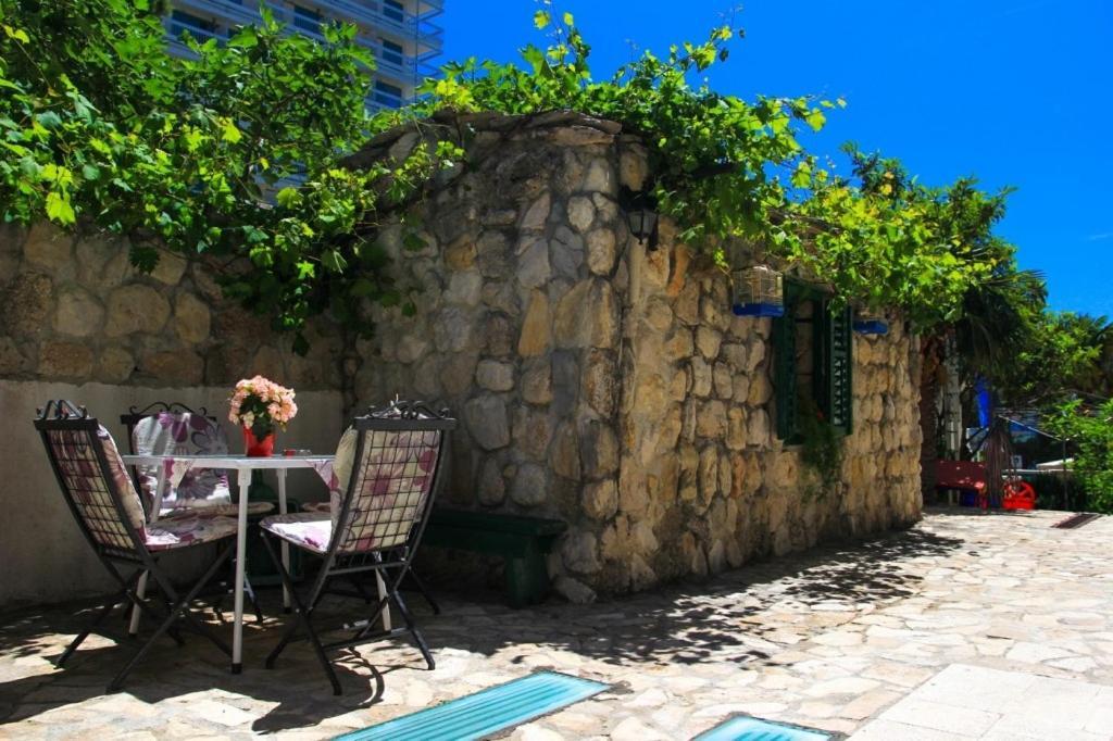 Apartments By The Sea Makarska - 15200 Экстерьер фото