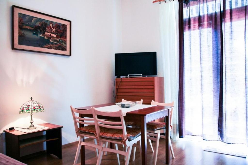 Apartments By The Sea Makarska - 15200 Экстерьер фото