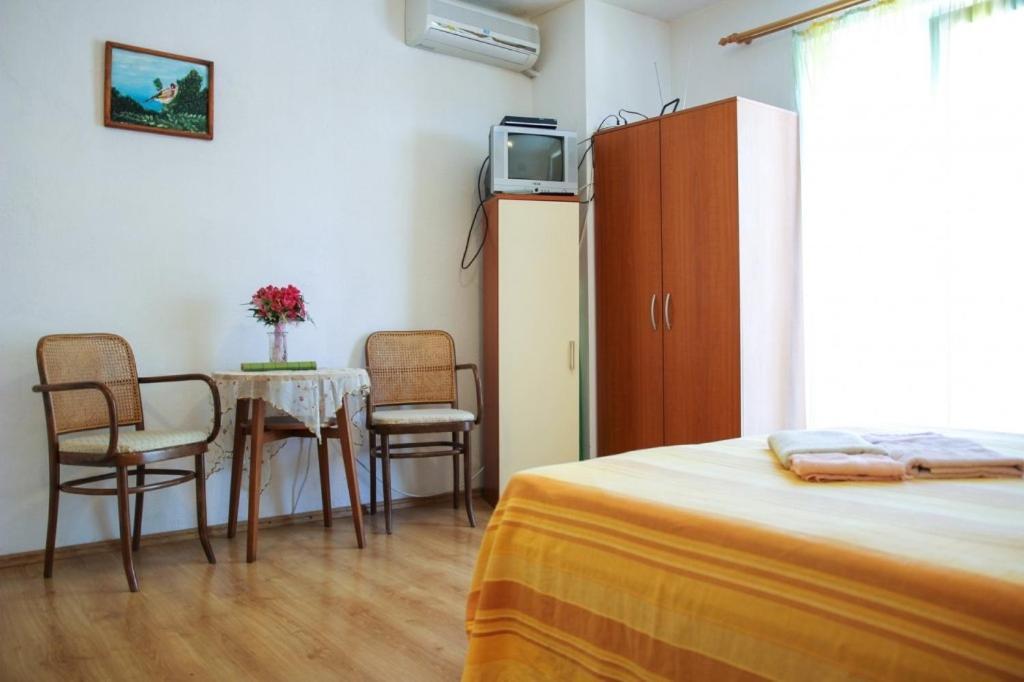 Apartments By The Sea Makarska - 15200 Экстерьер фото